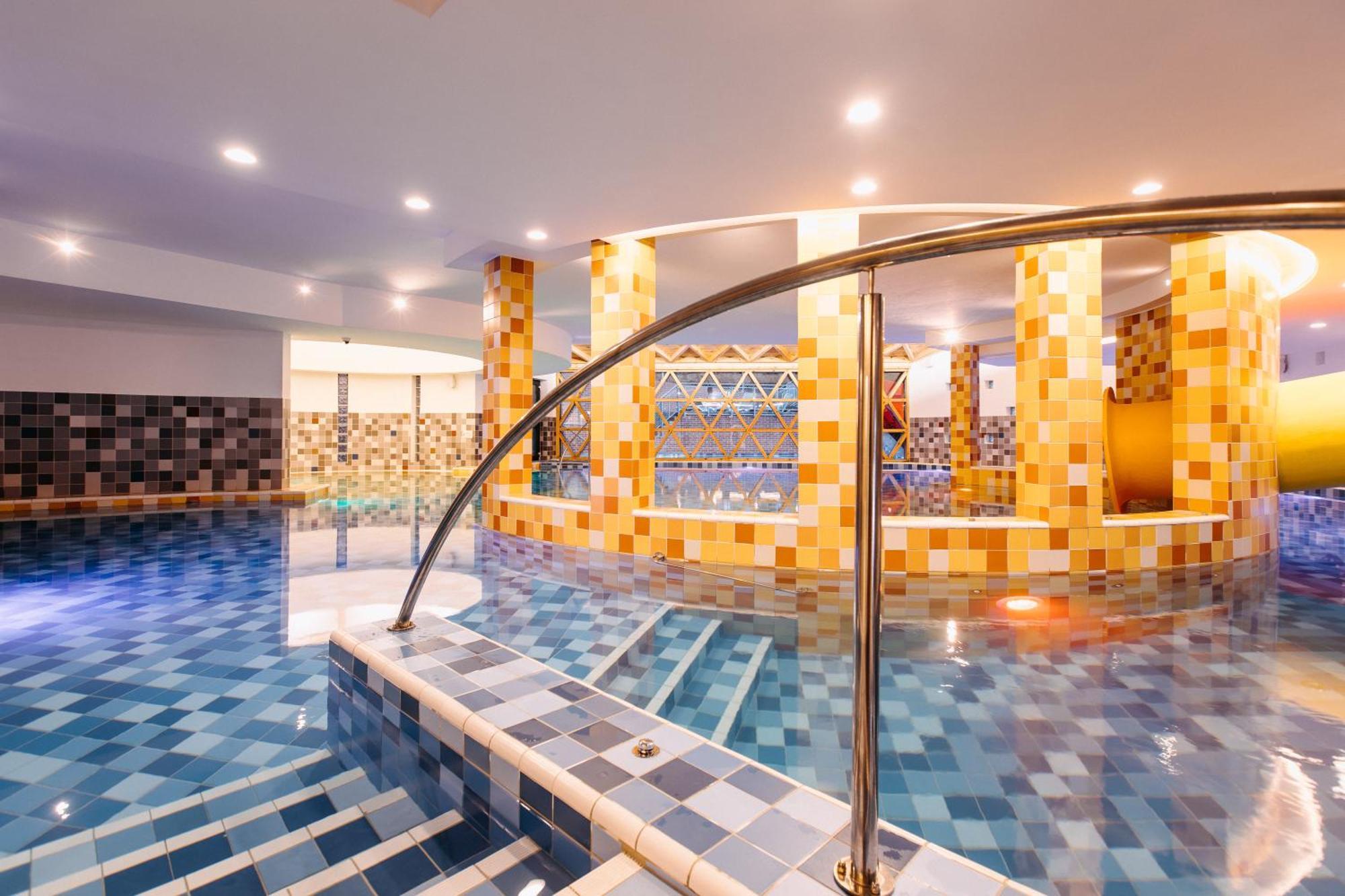 Hotel Crystal Wellness & Spa Superior Совата Экстерьер фото